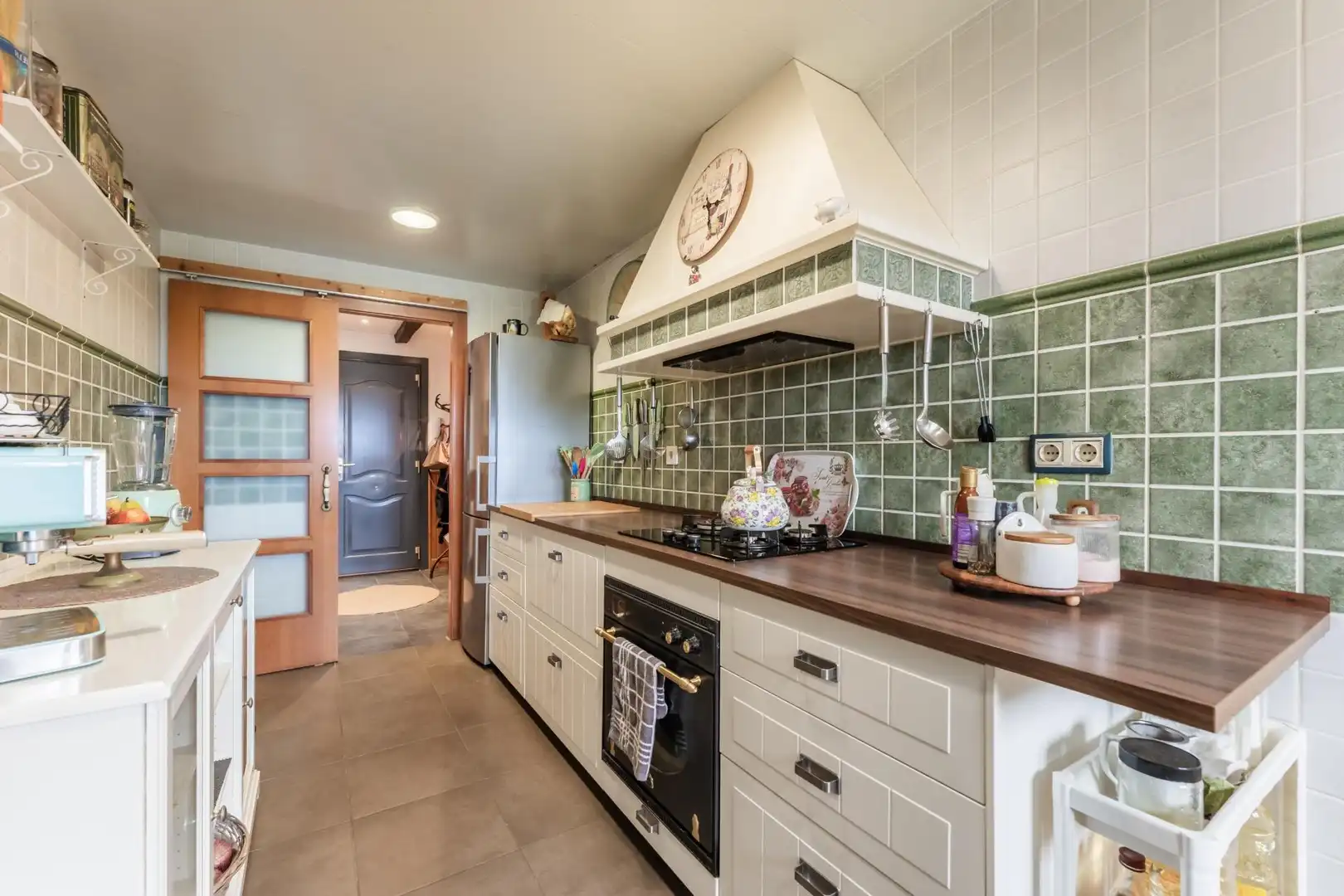 Cocina de Casa adosada en venta en Bigues i Riells del Fai con Aire acondicionado, Calefacción y Jardín privado