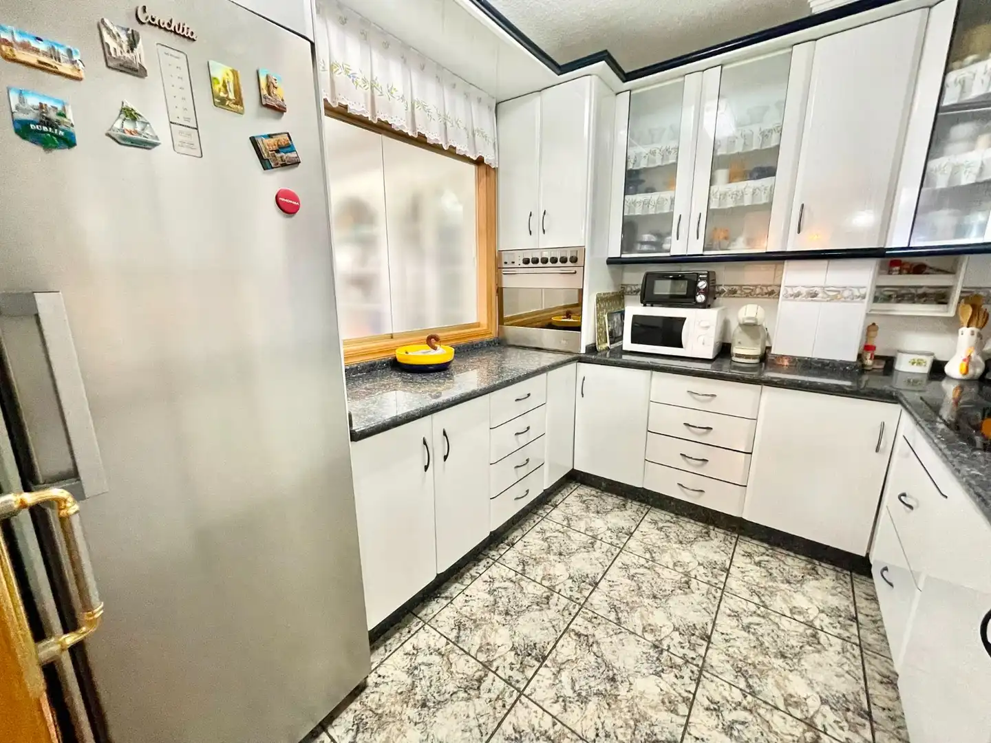 Cuina de Casa o xalet de lloguer en Los Alcázares amb Aire condicionat, Moblat i Rentadora
