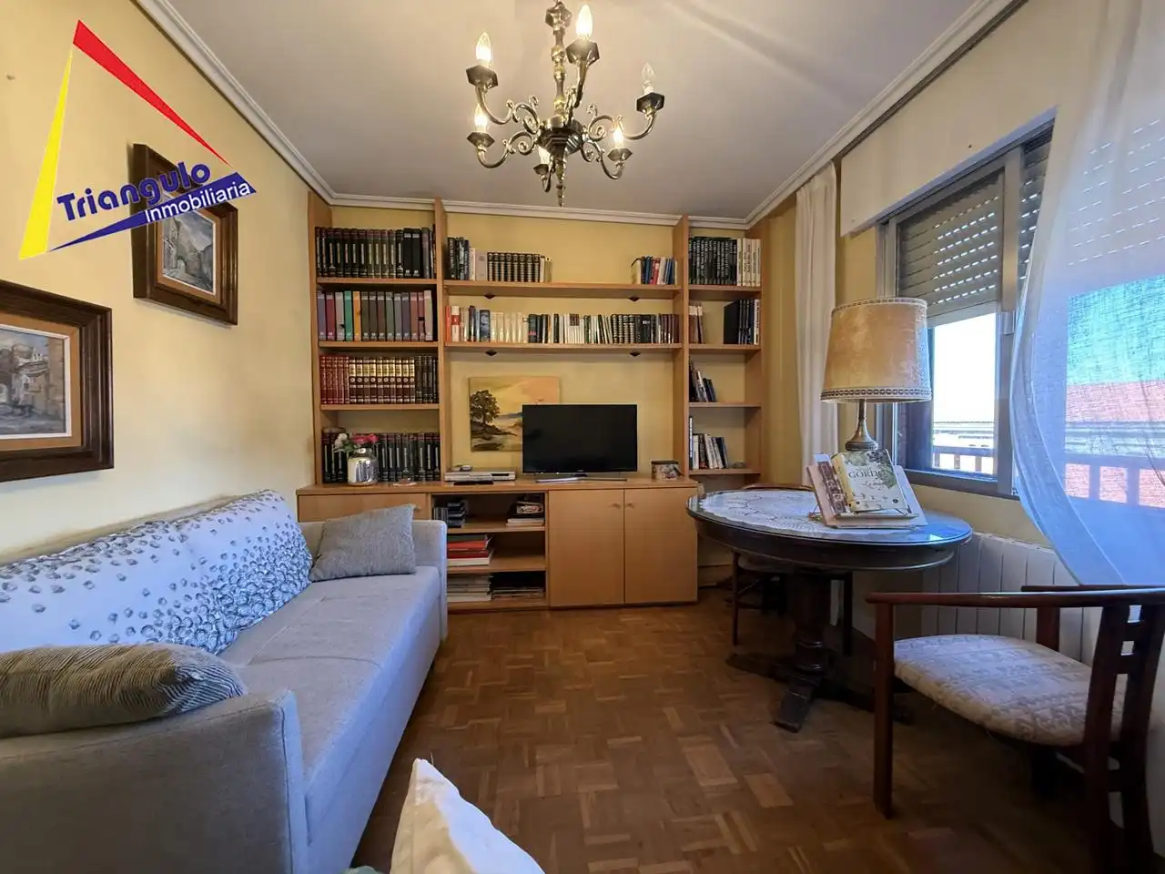 Sala de estar de Piso en venta en Segovia con Calefacción y Terraza