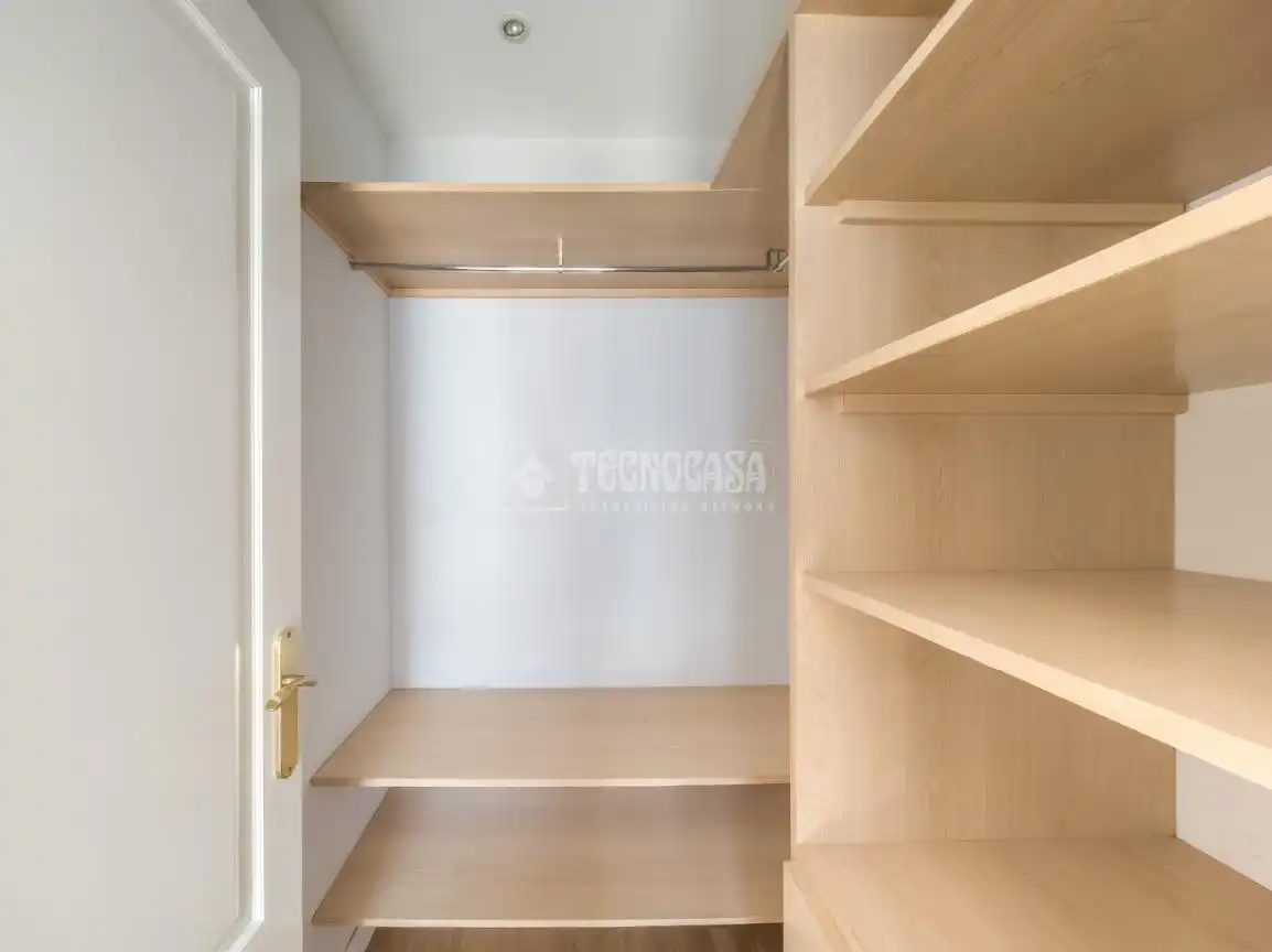 Habitación de Piso en venta en Madrid