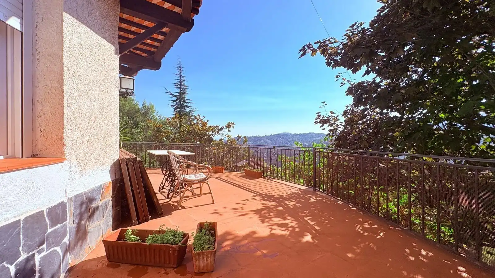 Terrassa de Casa o xalet en venda en Castellar del Vallès amb Aire condicionat, Calefacció i Jardí privat