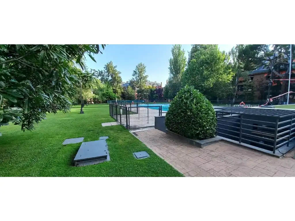 Swimming pool of Flat for sale in Las Rozas de Madrid  with Heating, Terrace and Swimming Pool