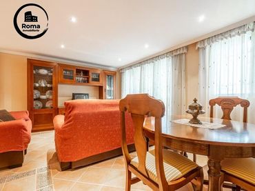 Piso con balcón en venta en Calle Calle Almona Vieja 7