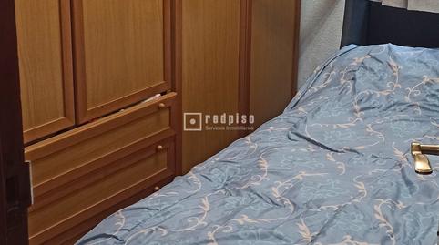 Foto 3 de Piso de alquiler en Sanz Raso, Numancia,  Madrid Capital