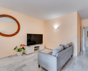 Living room of Apartment for sale in Estepona  with Air Conditioner, Heating and Terrace