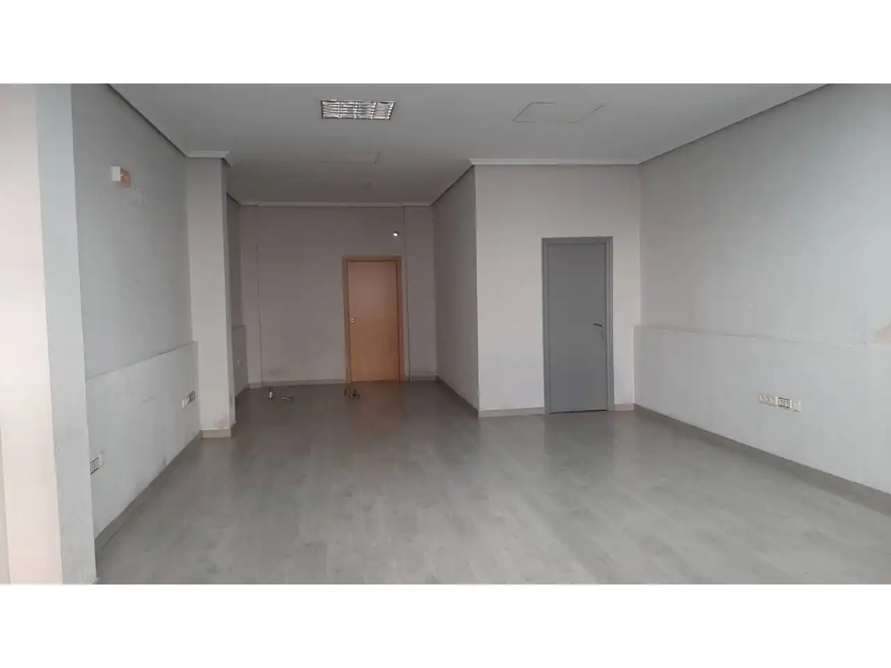 Local comercial en alquiler en Avenida Jaume I, imagen 3
