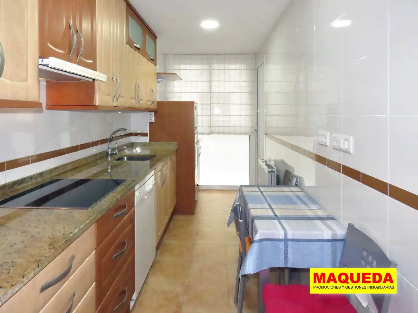 Wohnung zur Miete in Travesía Fuente Cisneros, Parque Oeste - Fuente Cisneros