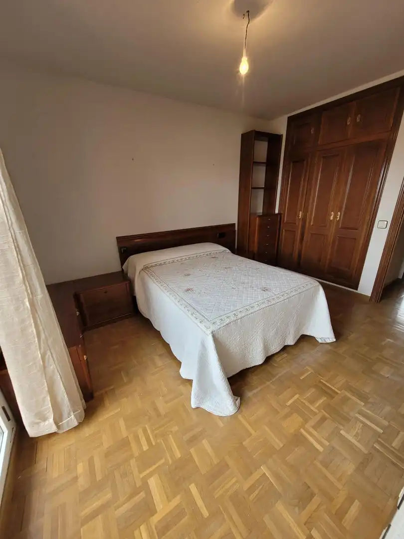 Dormitori de Casa adosada en venda en Carrascal de Barregas amb Calefacció, Jardí privat i Parquet
