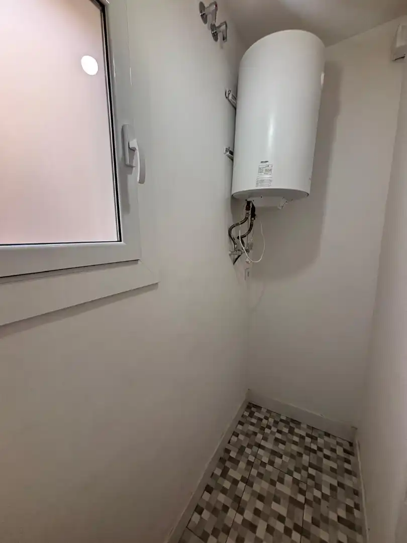 Bany de Pis en venda en Barcelona amb Terrassa i Balcó