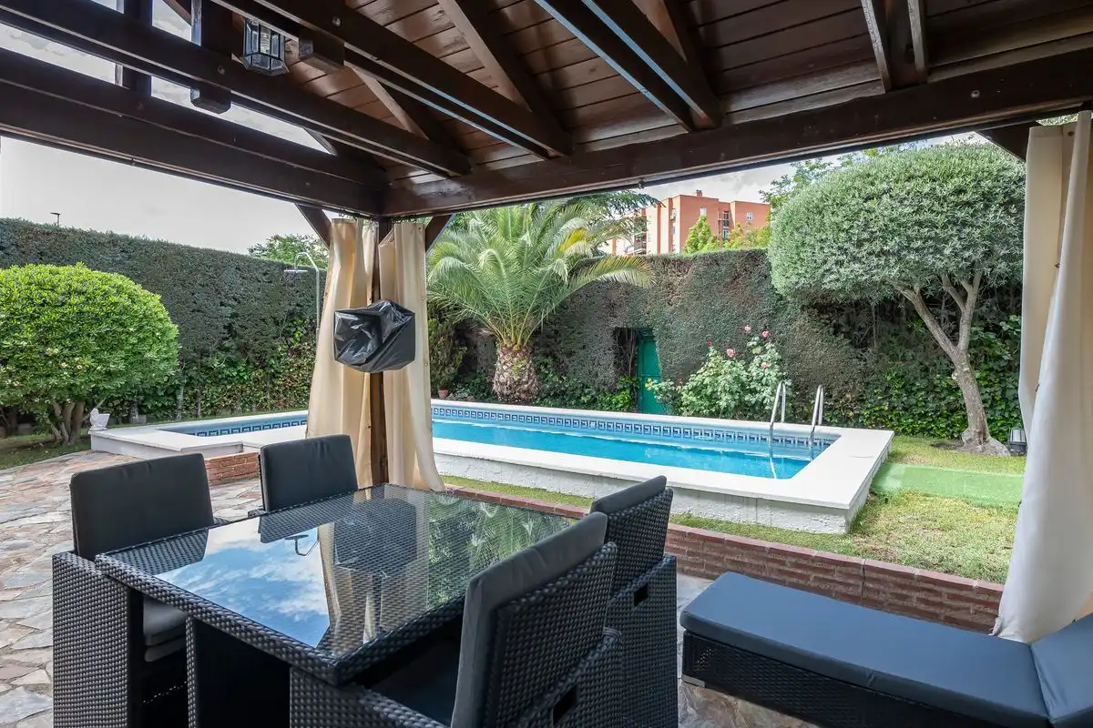 Terrassa de Casa o xalet en venda en Rivas-Vaciamadrid amb Aire condicionat, Calefacció i Jardí privat