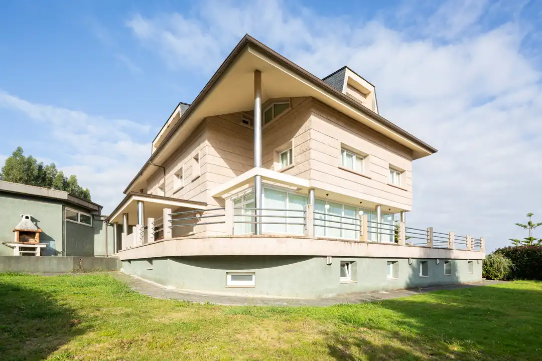 Exterior view of Houses for sale in Bergondo  with Heating, Private garden and Terrace