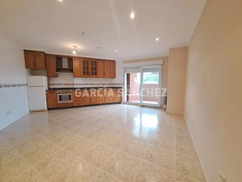 Appartamento con ascensore in vendita a Calle Cimadevila