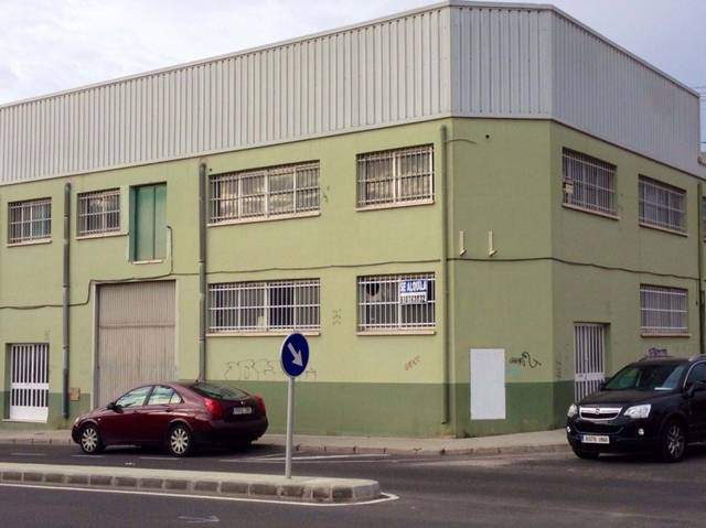 Nave industrial en Venta en Avenida de la Ermita en San Crispín - Huerta Nueva-Estación