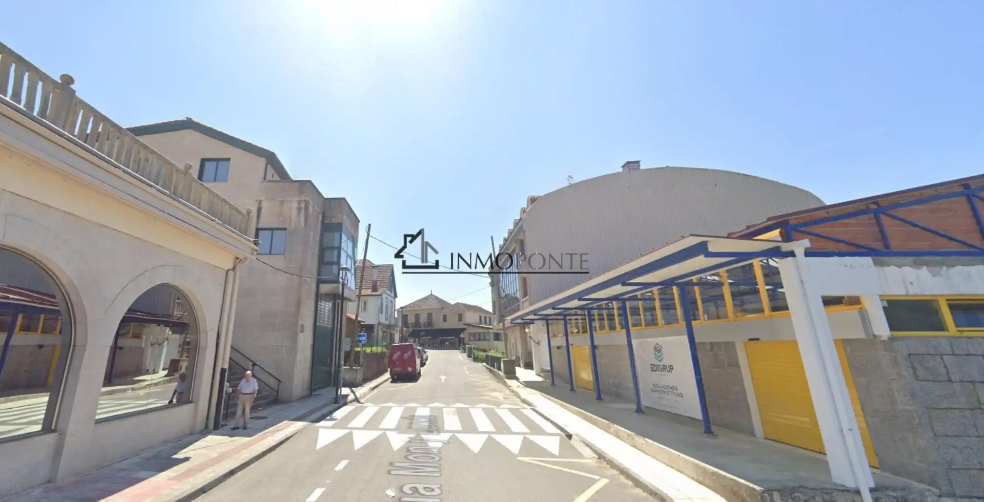Exterior view of Buildings for sale in Crecente