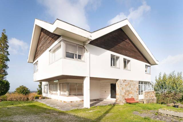 Casa-chalet en Venta en Elviña - A Zapateira