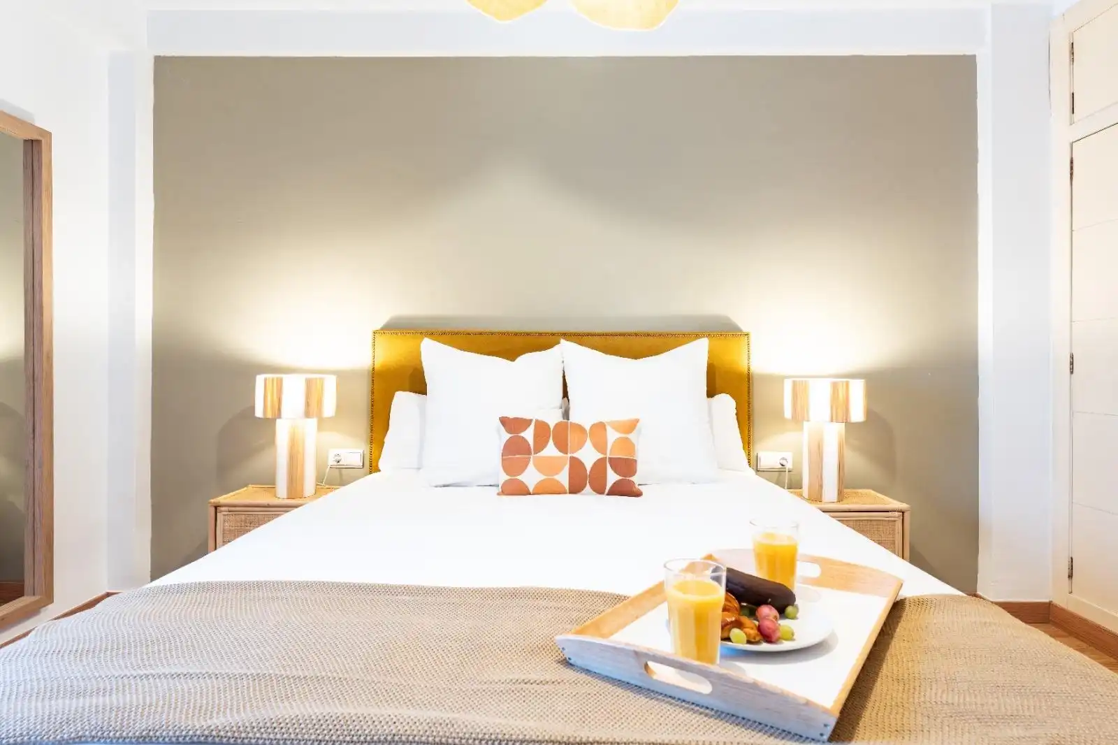 Bedroom of Flat for sale in Córdoba  with Heating, Parquet flooring and Storage room
