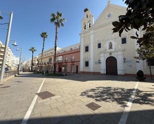 Vista exterior de Pis de lloguer en San Fernando amb Aire condicionat i Calefacció