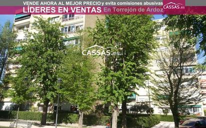 Vista exterior de Pis en venda en Torrejón de Ardoz amb Aire condicionat, Calefacció i Terrassa