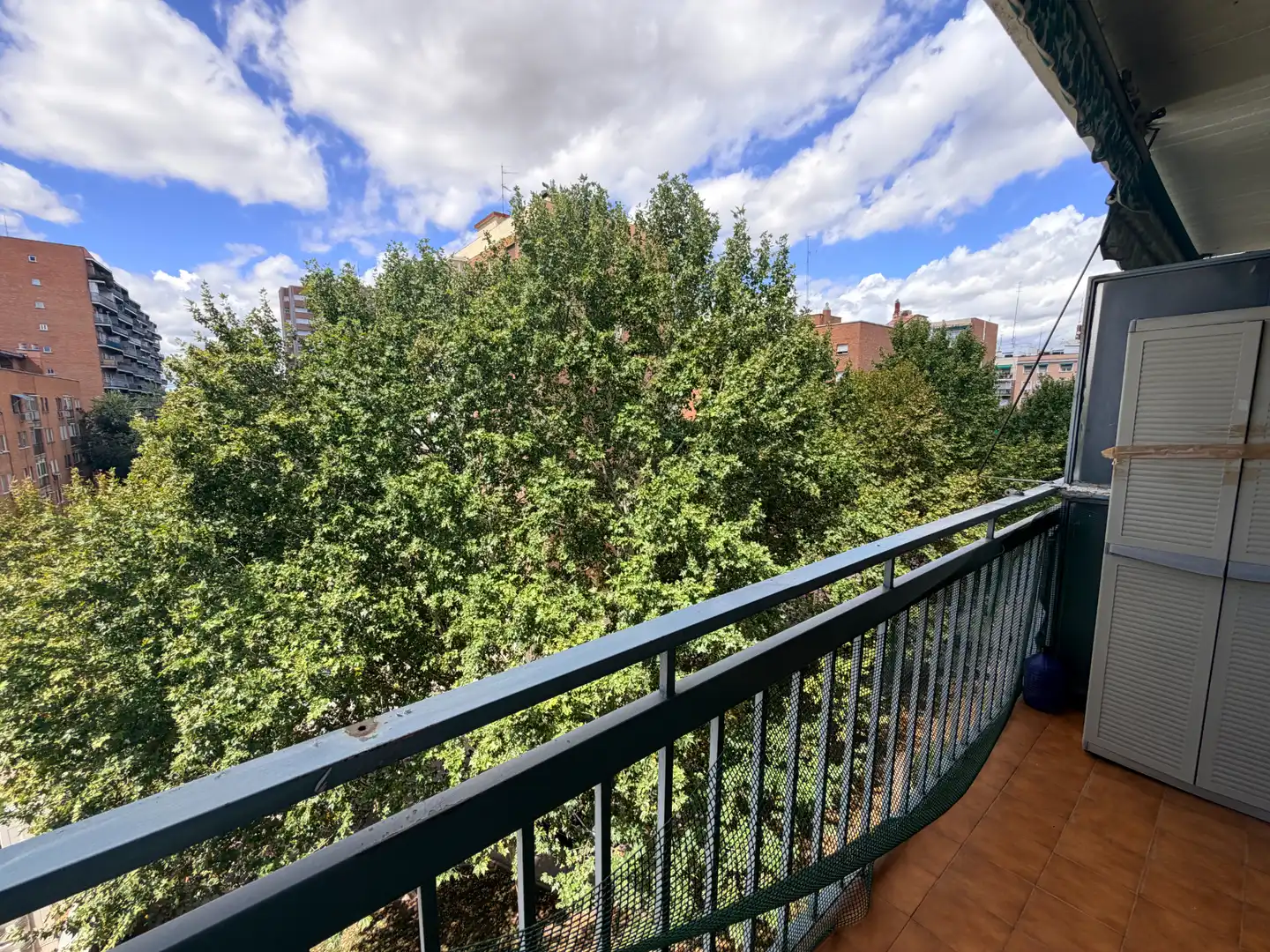 Wohnung mit Aufzug zum Verkauf in Calle Fernando Poo