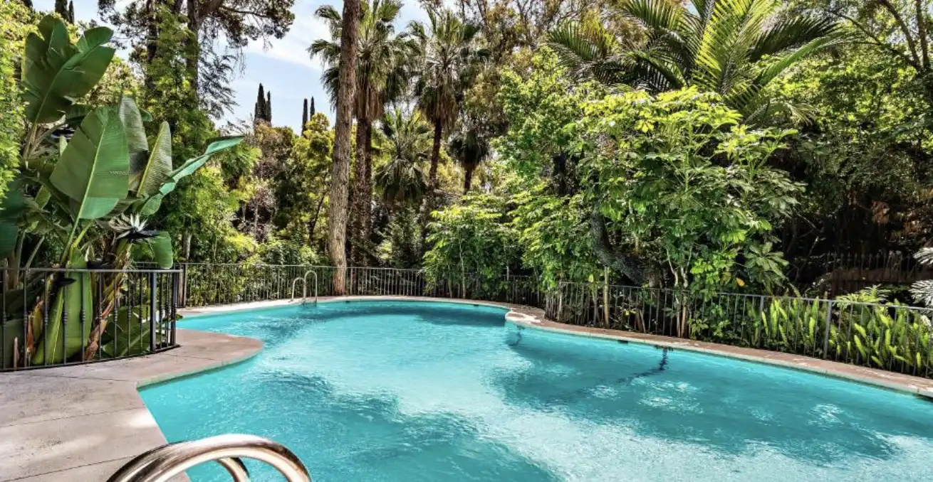 Piscina de Apartament de lloguer en Marbella amb Aire condicionat, Piscina i Moblat