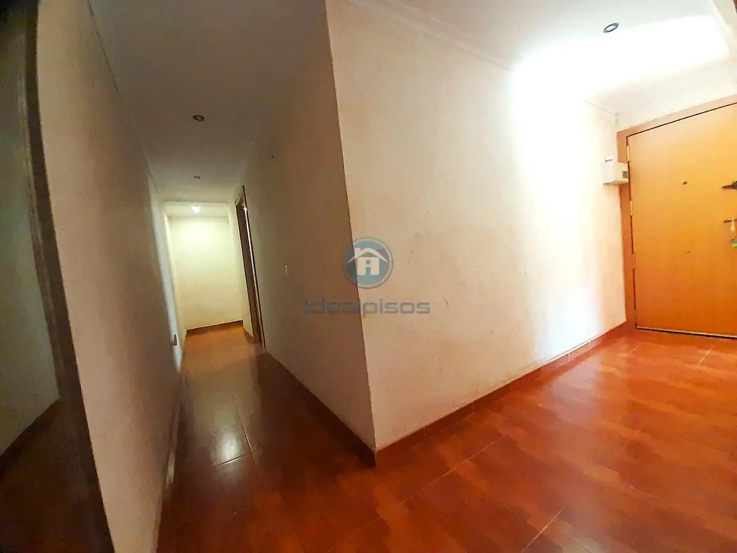 Wohnung zum Verkauf in Alicante / Alacant mit Klimaanlage, Möbliert und Balkon