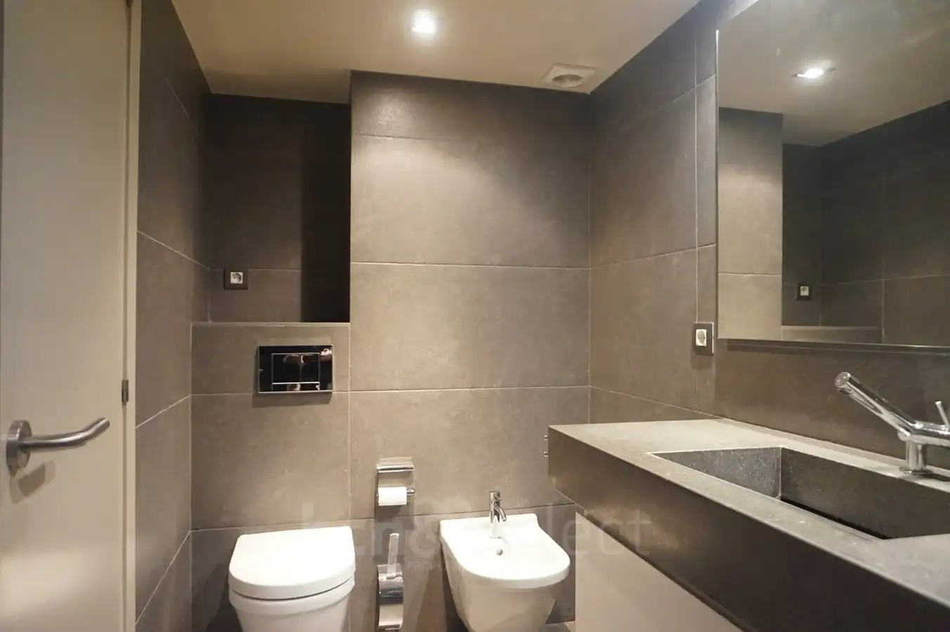 Bany de Pis en venda en Barcelona amb Aire condicionat, Calefacció i Parquet