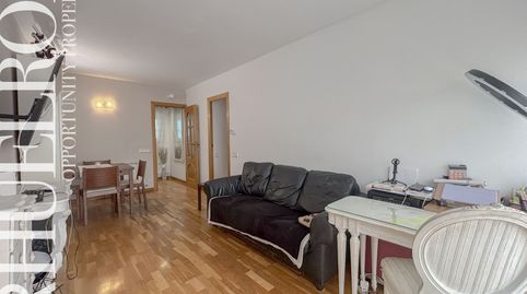 Foto 3 de Piso en venta en Carrer D'aragó, Singuerlín, Santa Coloma de Gramenet