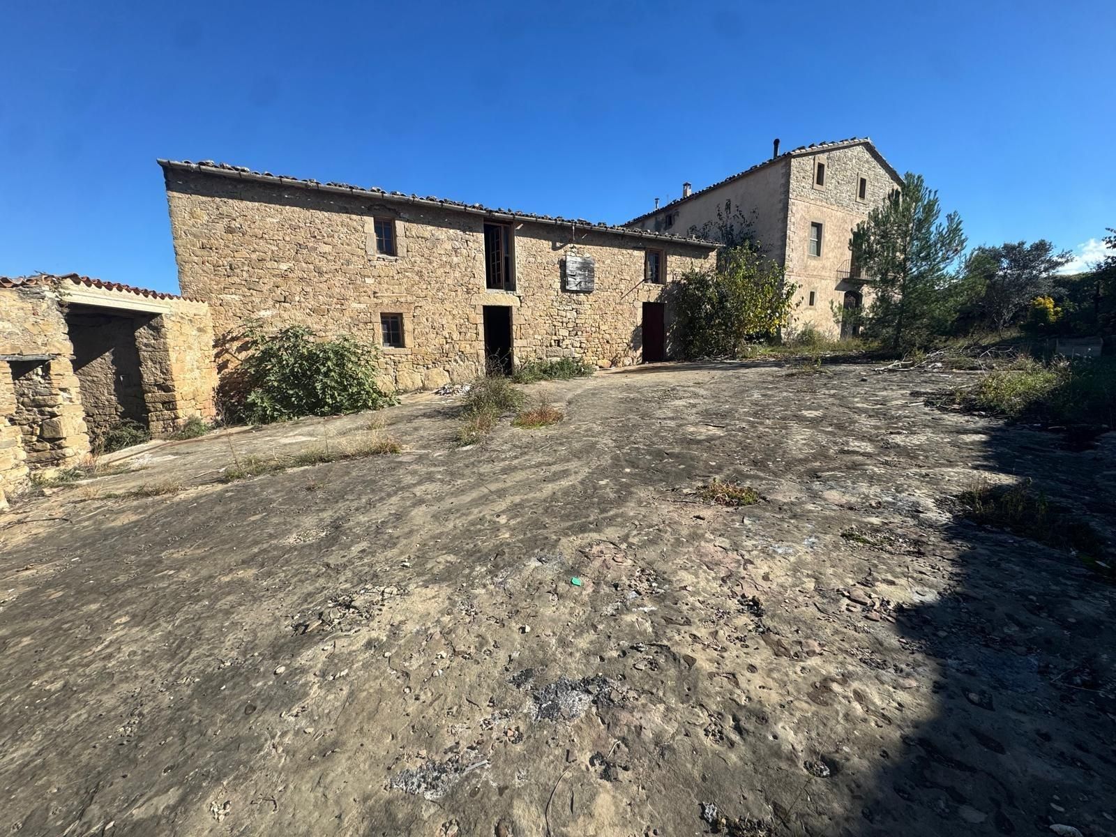 Vista exterior de Finca rústica en venda en El Pont de Vilomara i Rocafort amb Jardí privat, Terrassa i Traster