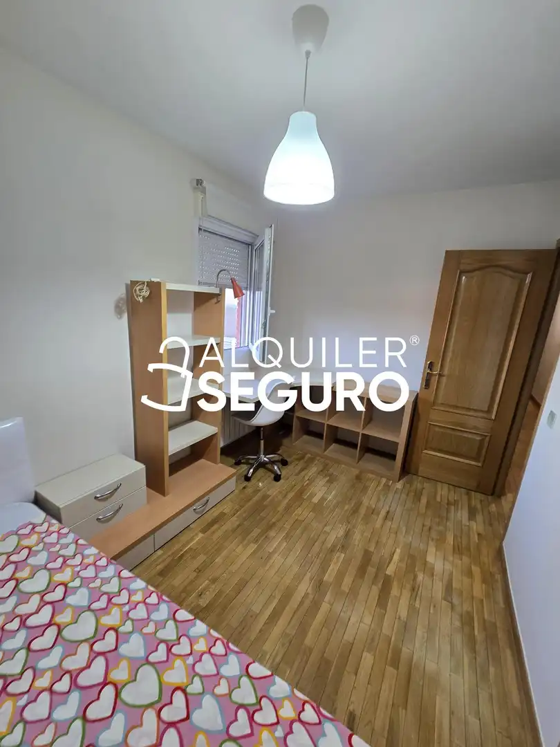 Bedroom of Flat for rent in Alcalá de Henares  with Air Conditioner, Heating and Terrace