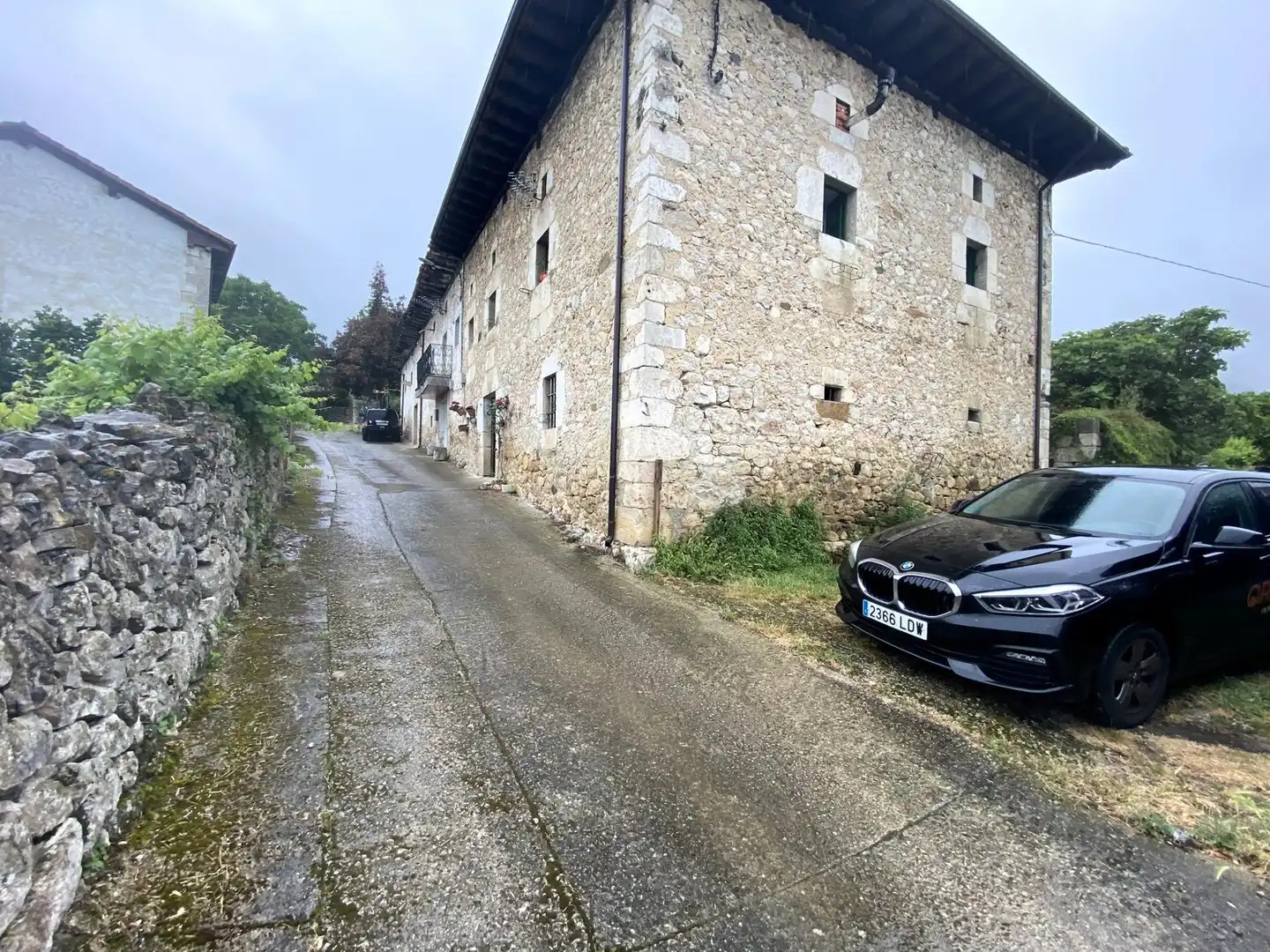 Vista exterior de Casa o xalet en venda en Valle de Mena amb Jardí privat