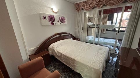 Foto 4 von Wohnung zur Miete in Calle Juan Llorca, Levante Alto, Benidorm