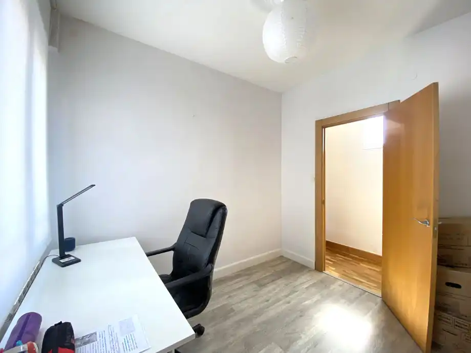 Wohnung zum Verkauf in Vitoria - Gasteiz mit Heizung, Parkett und Abstellraum