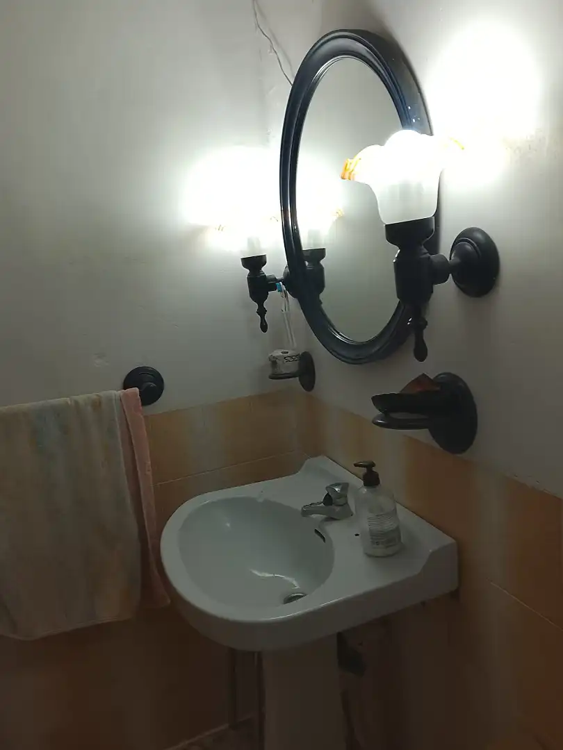 Bany de Casa o xalet en venda en Vallhermoso de la Fuente amb Moblat