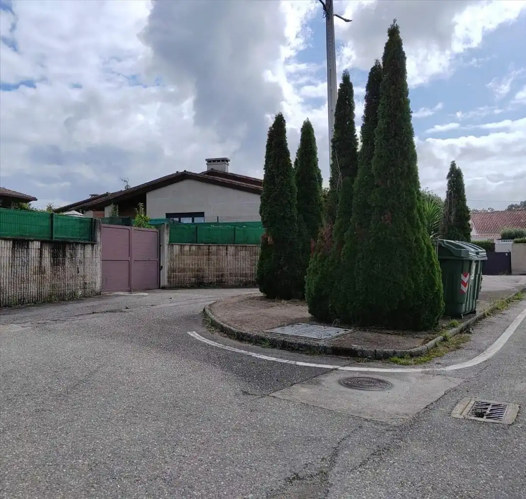 Parking de Apartamento en venta en Tomiño