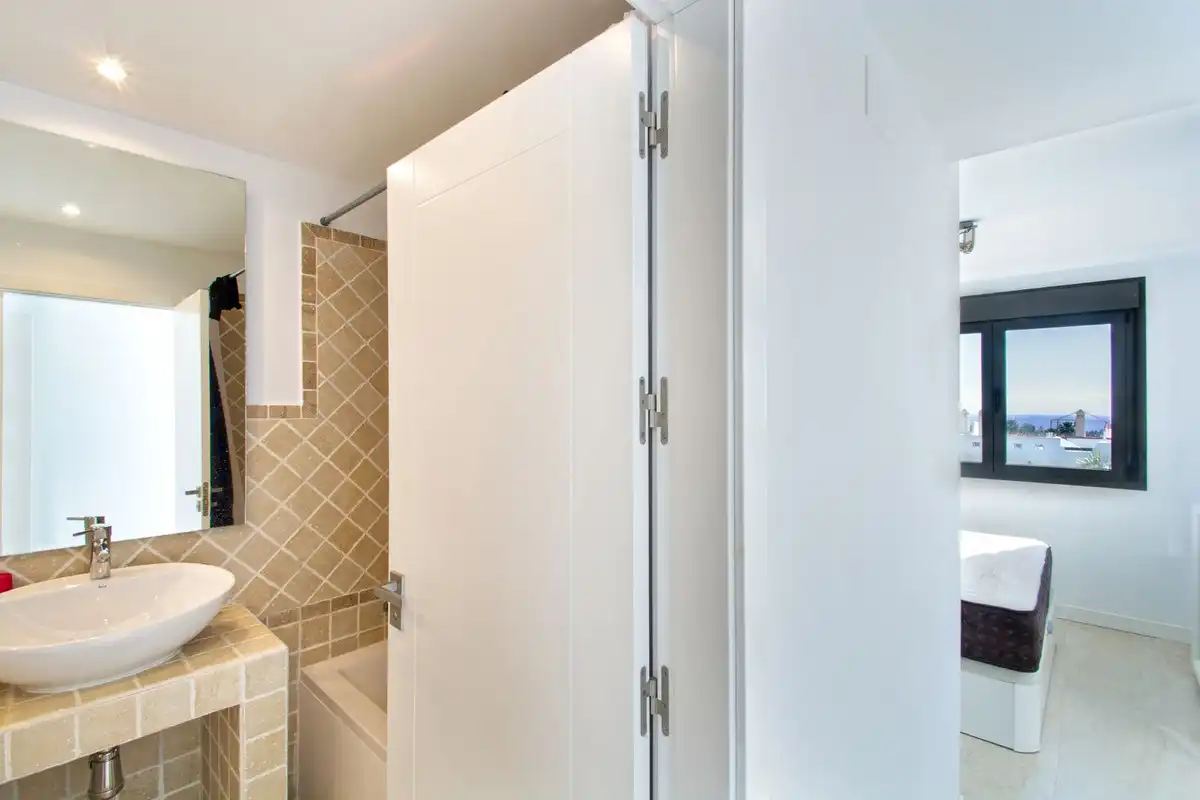 Piso con ascensor en venta en Carril de la Resinera 3, imagen 13