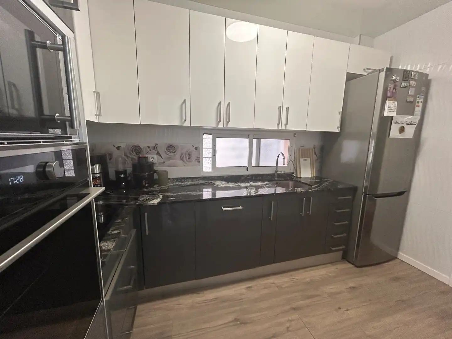 Cocina de Dúplex en venta en Torrevieja con Aire acondicionado, Terraza y Piscina
