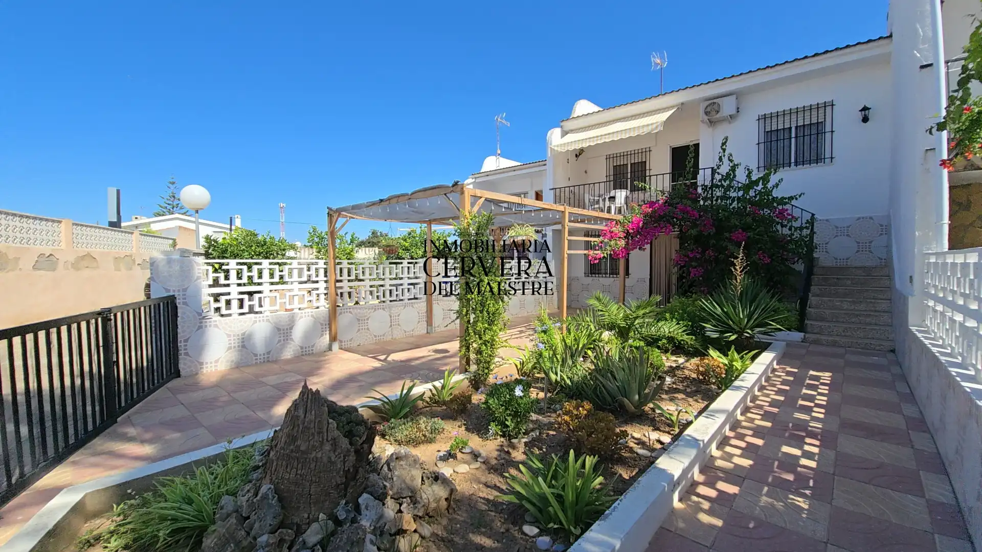 Vista exterior de Casa adosada en venta en Peñíscola / Peníscola