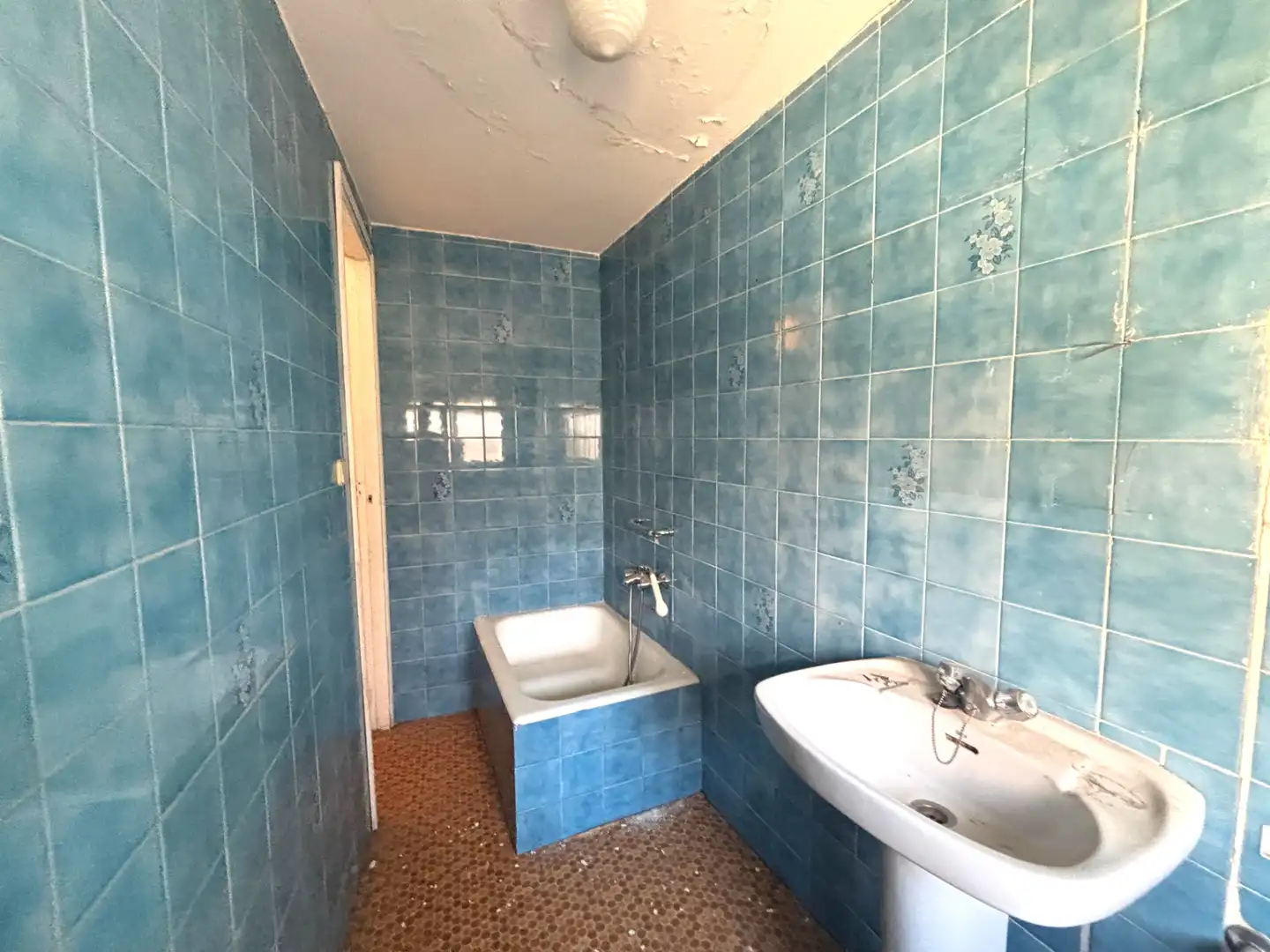Badezimmer von Gebäude zum Verkauf in Segovia