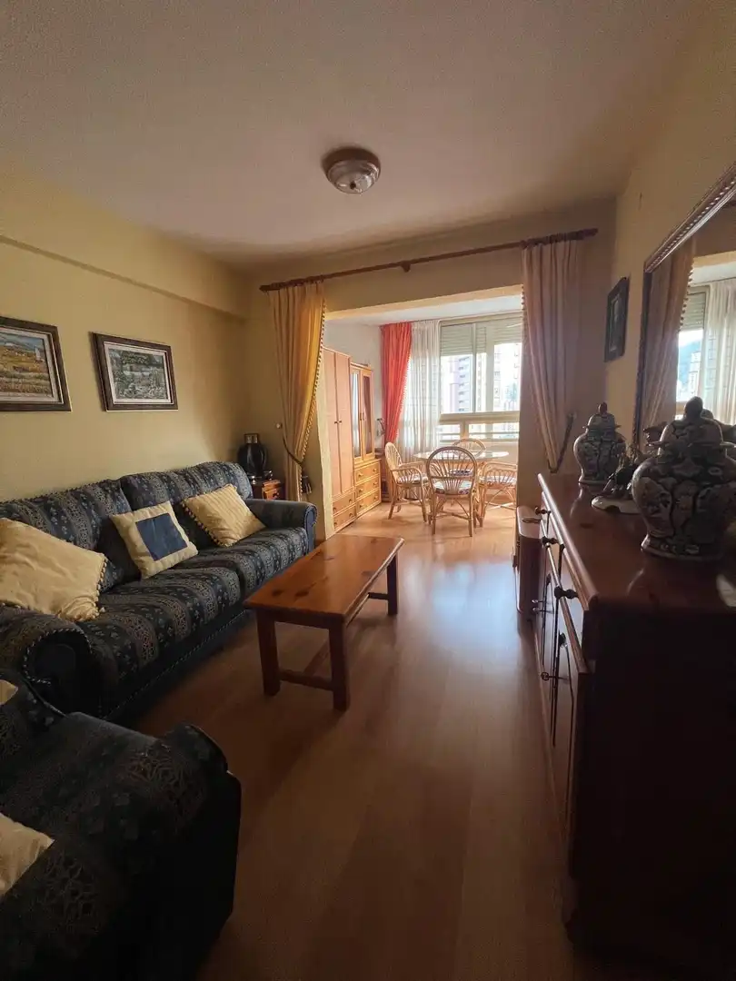 Habitación de Piso en venta en Benidorm con Aire acondicionado, Terraza y Amueblado
