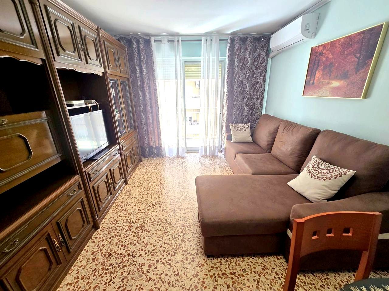 Sala d'estar de Pis en venda en Gandia amb Aire condicionat