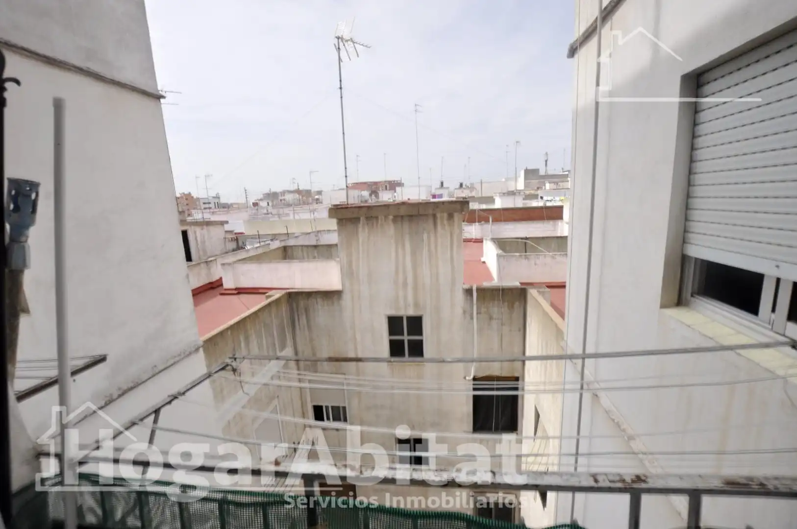 Exterior view of Flat for sale in Mislata  with Balcony