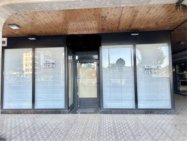 Local comercial en Alquiler en Zumaia