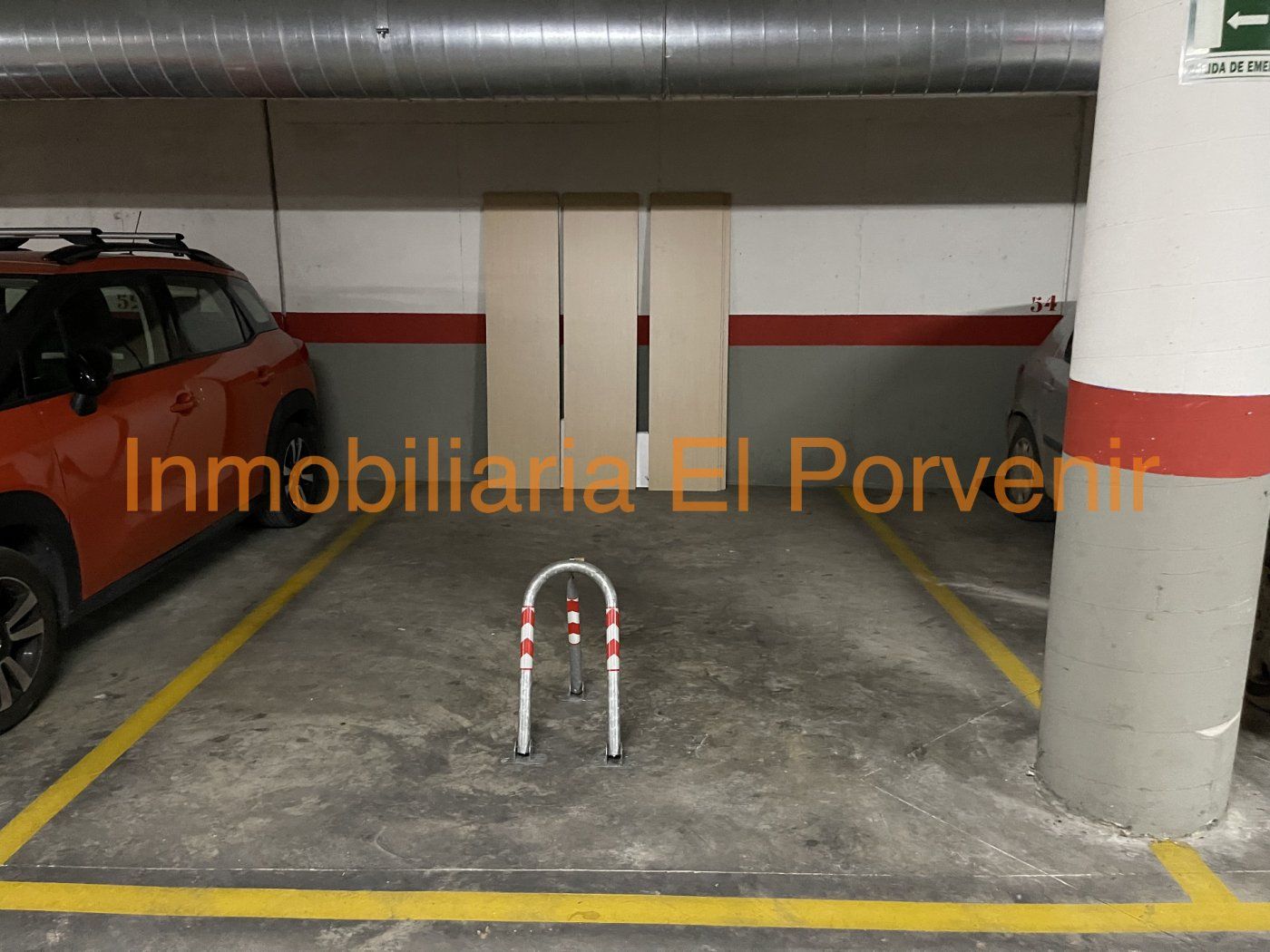 Parking of Garage to rent in Torrent