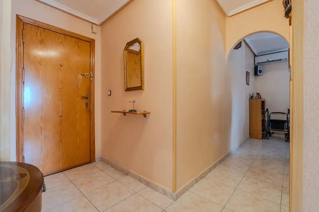 Piso en venta en Torrevieja con Aire acondicionado y Calefacción