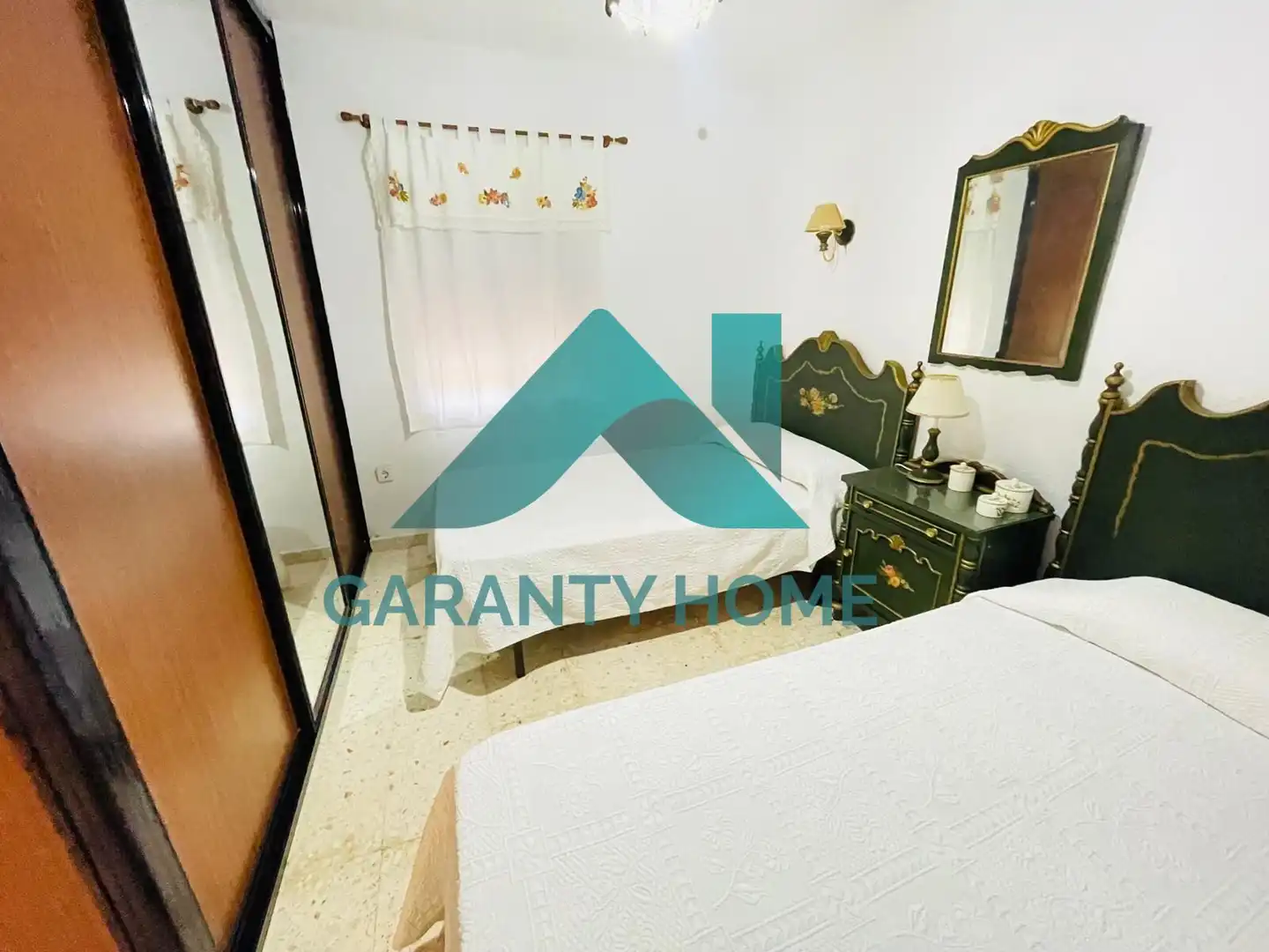Bedroom of Houses for sale in Casar de Cáceres  with Air Conditioner, Private garden and Terrace