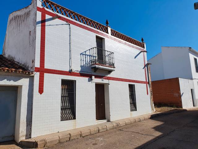 Casa-chalet en Venta en Valverde de Llerena