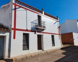 Exterior view of House or chalet for sale in Valverde de Llerena  with Heating, Terrace and Storage room