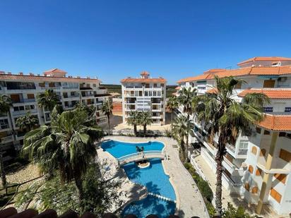 Vista exterior de Apartament en venda en Torrevieja amb Aire condicionat, Balcó i Piscina comunitària