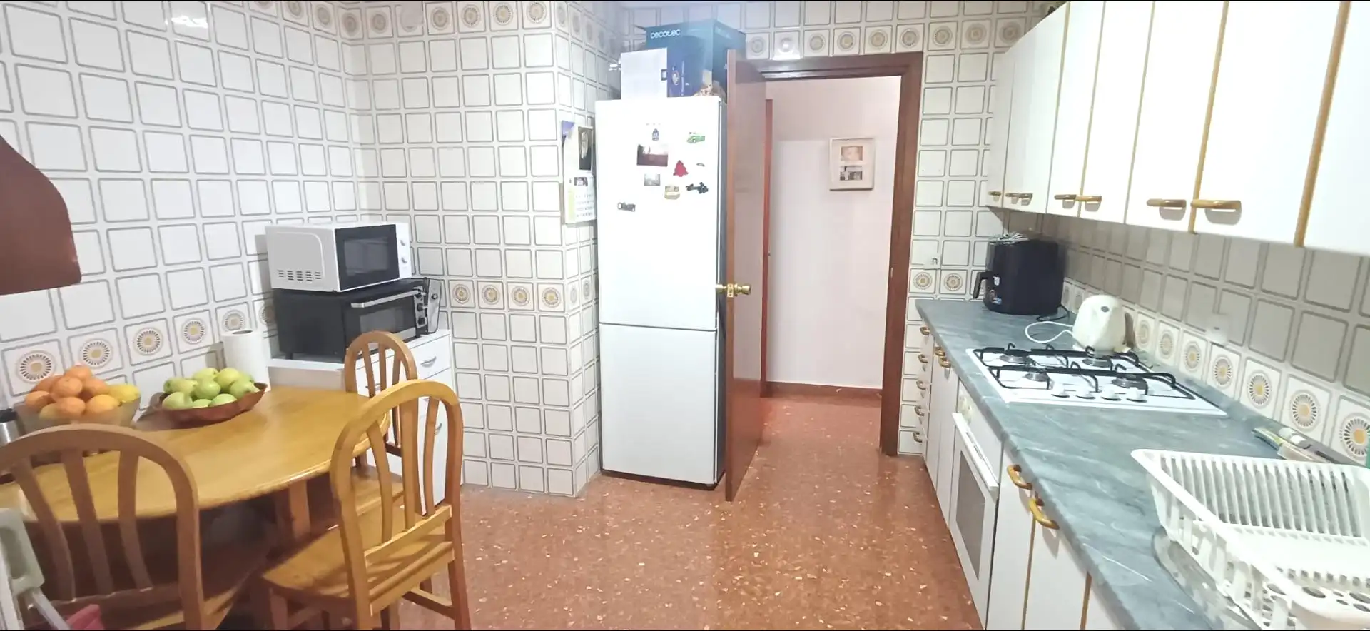 Kitchen of Flat for sale in Málaga  with Air Conditioner and Balcony