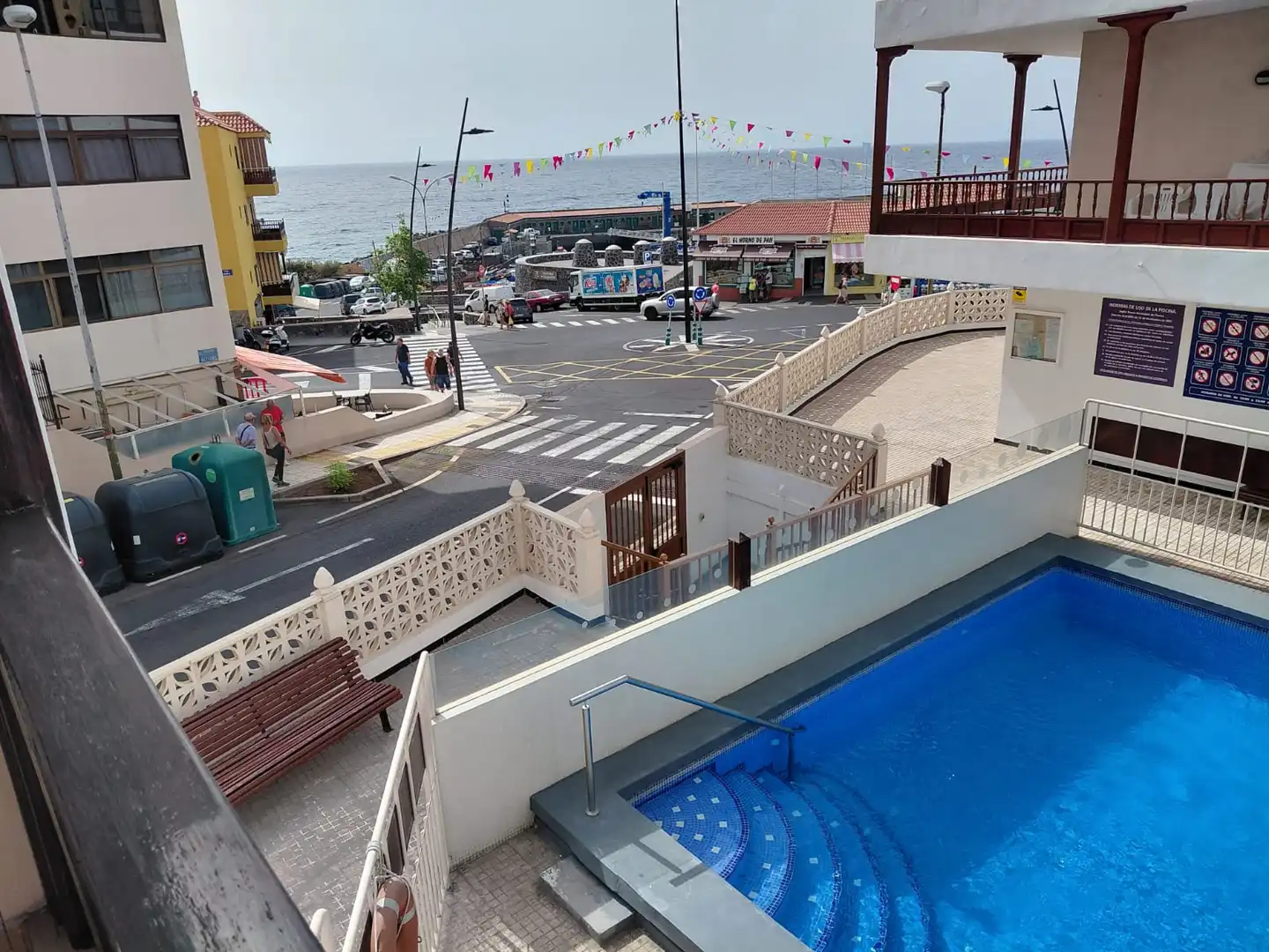 Schwimmbecken von Wohnungen zur Miete in Candelaria mit Möbliert, Ofen und Waschmaschine